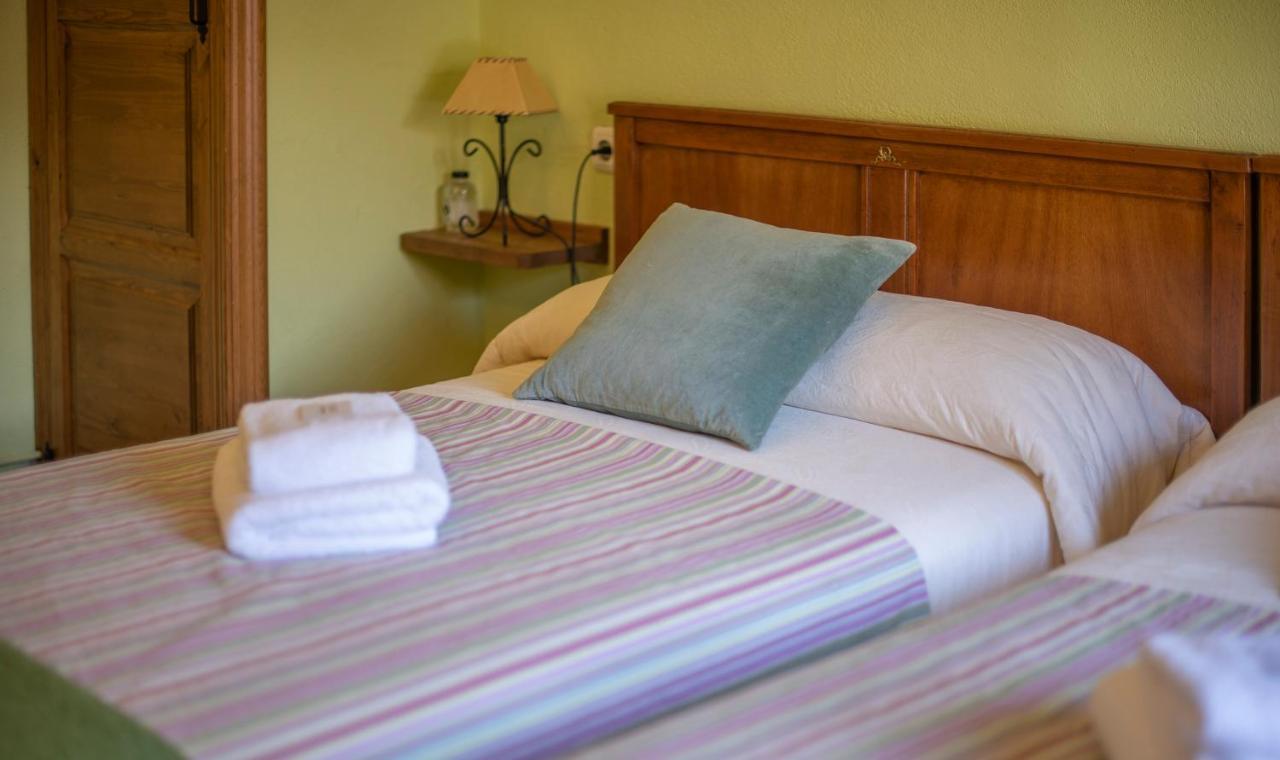 Bed and Breakfast Cal Giral II Корнуделья Экстерьер фото